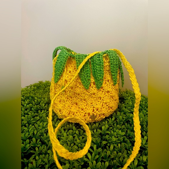 Cappelli Straworld Handbags - Cappelli Pineapple